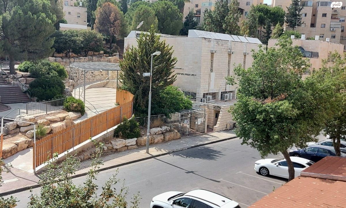 סיירת גולני 12