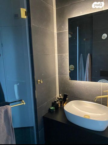 דירה, יצחק נבון 19, נאות אריאל שרון, קרית אונו