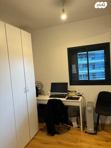 דירה, יצחק נבון 19, נאות אריאל שרון, קרית אונו