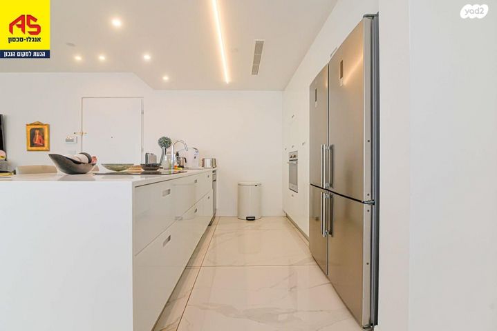 דירה, אהוד מנור, עיר ימים, נתניה