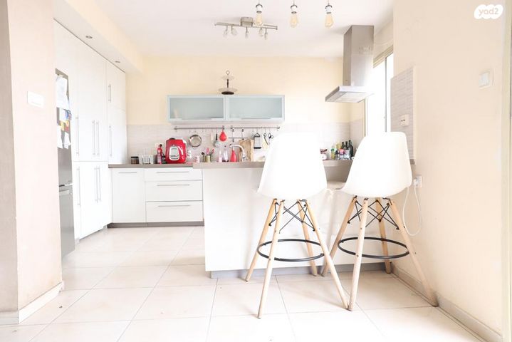 דירה, גלבוע, שכונה ה'-ו', מבשרת ציון