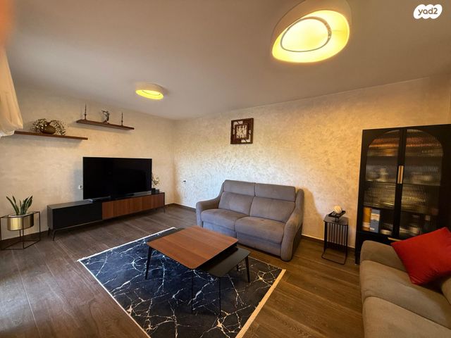 דירה, אשוח 18, הר יונה, נצרת עילית / נוף הגליל