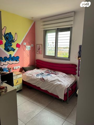 דירה, שדרות הרצל, נאות שמיר, יבנה