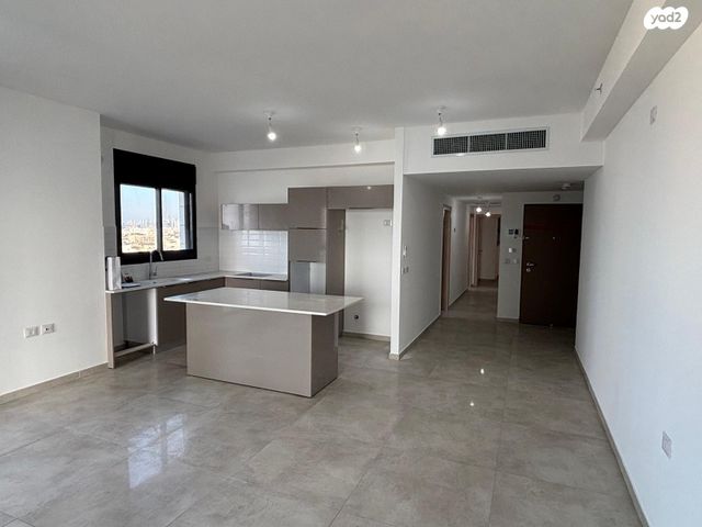 דירה, סוקולוב 12, בת ים