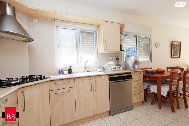 דירה, הגלעד 8, קרית השרון, נתניה