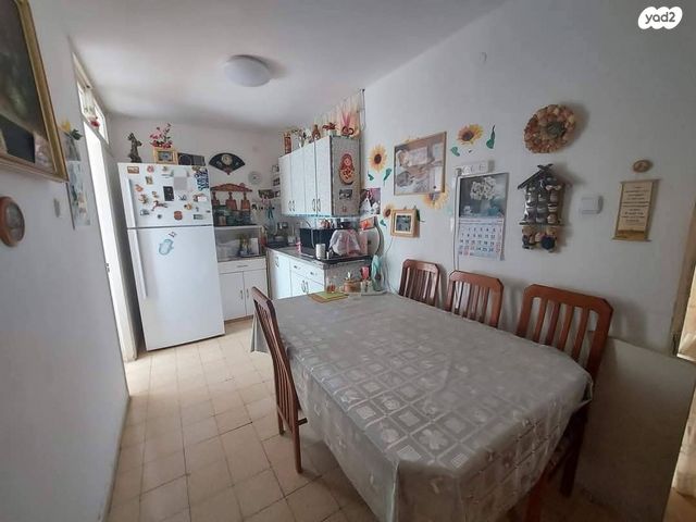 דירה, יעלים, ערד