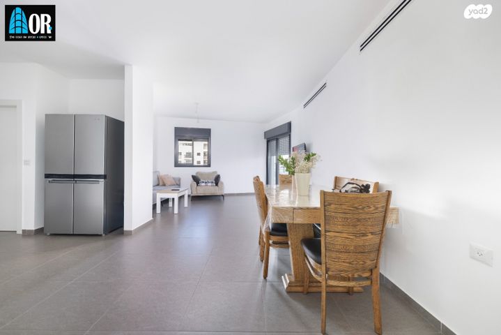 דירה, צאלה, גדרה הצעירה, גדרה