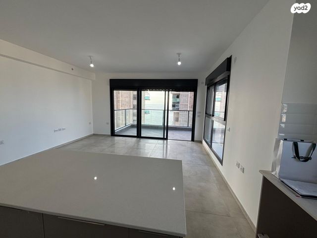 דירה, סוקולוב 12, בת ים