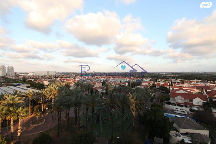 דירה, מרדכי גור 9, רמת פולג, נתניה