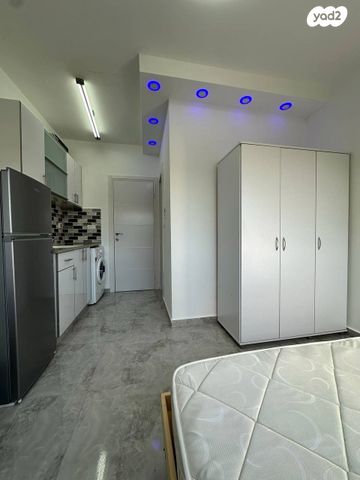 דירה, הגיבורים 66, חיפה