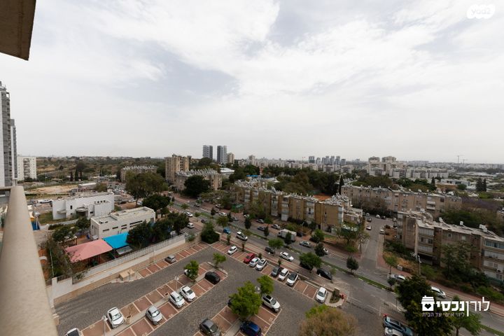 דירה, דרך בן גוריון 3, אבן גבירול, רחובות