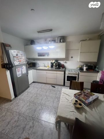 דירה, טירת כרמל