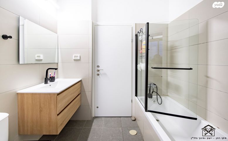 דירת גן, שלום עליכם, אגמים, נתניה