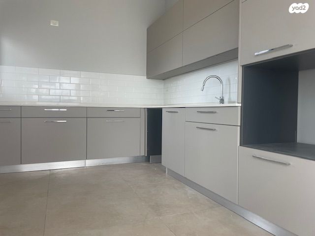 גג/ פנטהאוז, נווה גן, רמת השרון