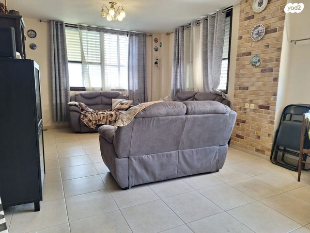 דירה, פתח תקווה