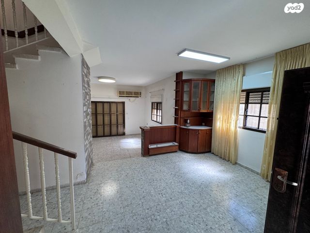 דירת גן, נורדאו 16, מרכז העיר, קרית אתא