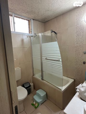 דירה, אצ"ל 7, שז"ר / דקר, טירת כרמל