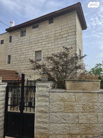 דו משפחתי, מבשרת ירושלים, מבשרת ציון