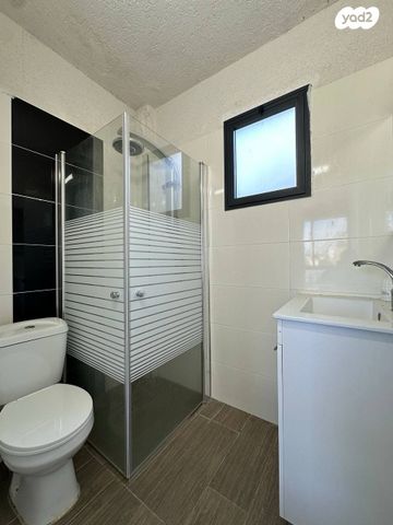 דירה, הגיבורים 66, חיפה