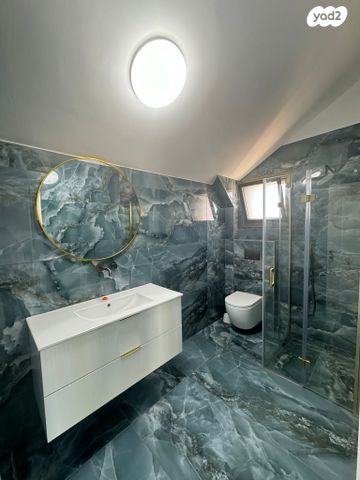 דופלקס, קרית עקרון