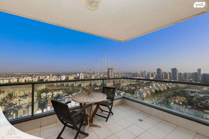 דירה, דווייט דייוויד איזנהאואר 1, אגמים, נתניה