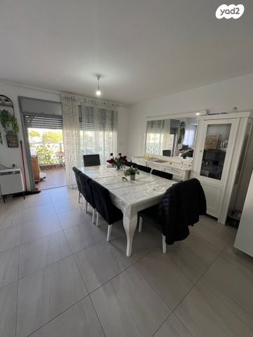 דירה, נתיבות