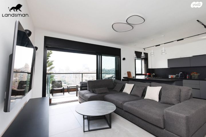 דירה, שדרות ירושלים 30, מרכז העיר דרום, נתניה