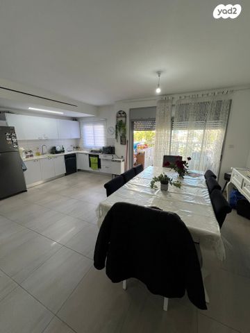 דירה, נתיבות