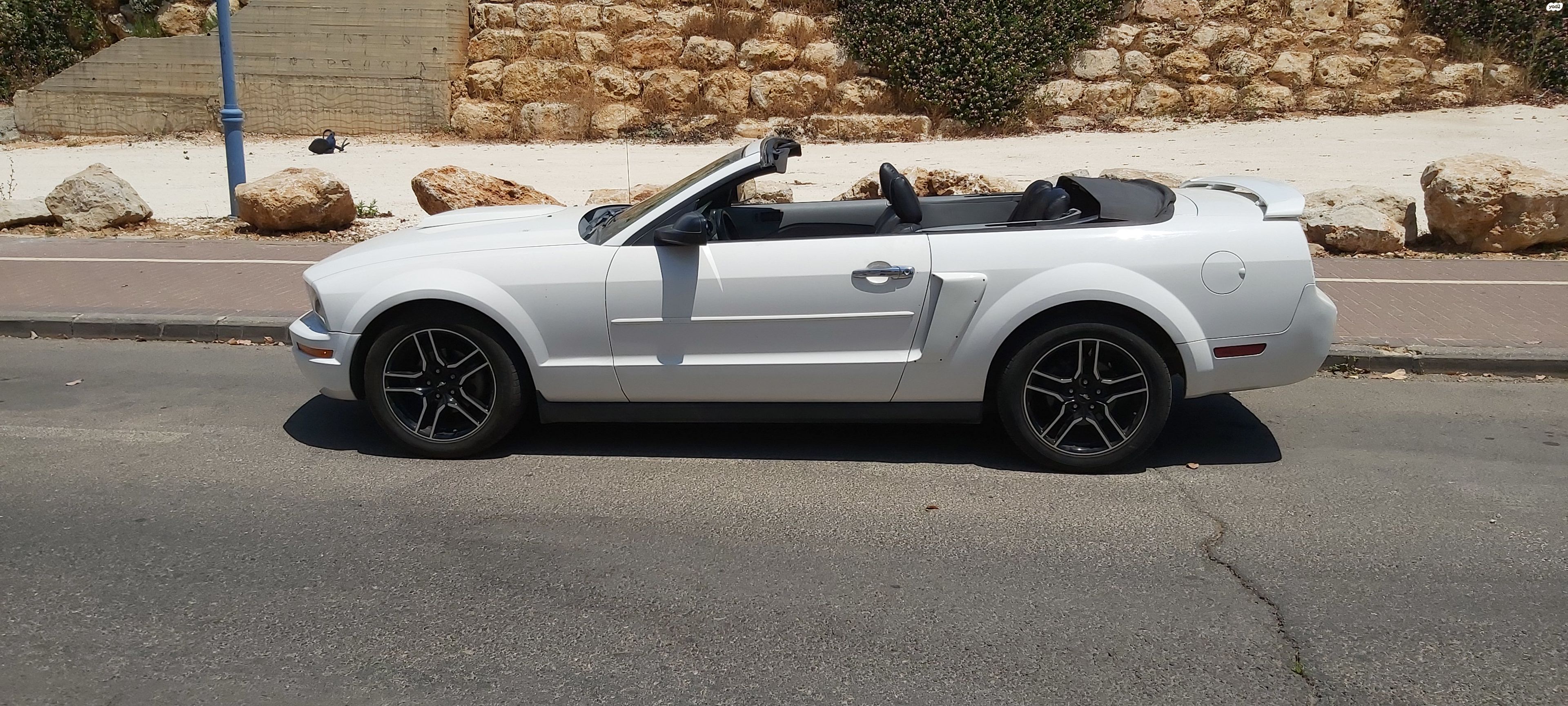 מודעת רכב פורד מוסטנג