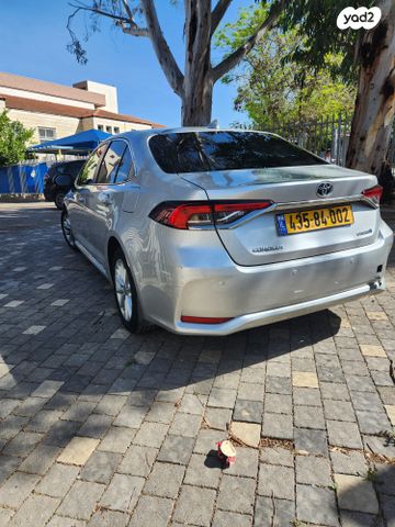 טויוטה קורולה
