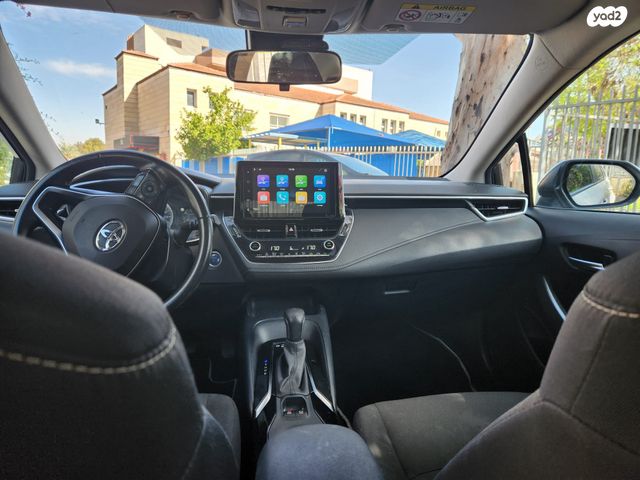 טויוטה קורולה