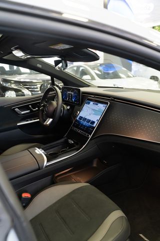 מרצדס-בנץ EQE