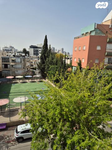 דירה, פרלשטיין, לב העיר, בת ים