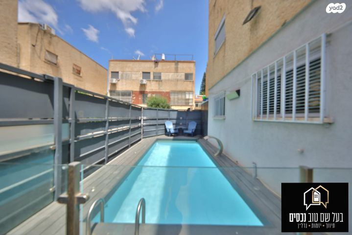 דו משפחתי, חפץ חיים, אברמסקי, קרית אתא