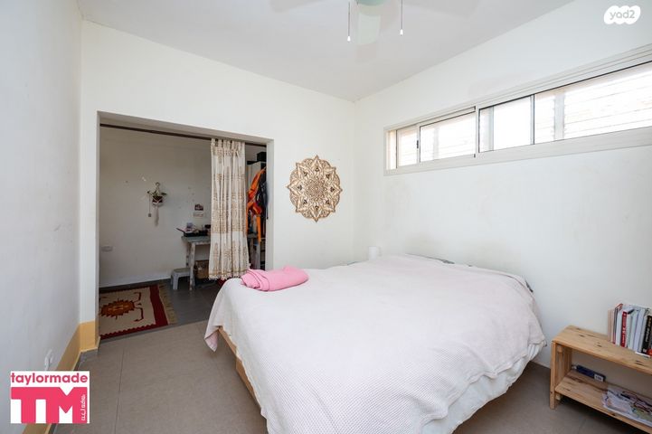 דו משפחתי, פרדס חנה כרכור