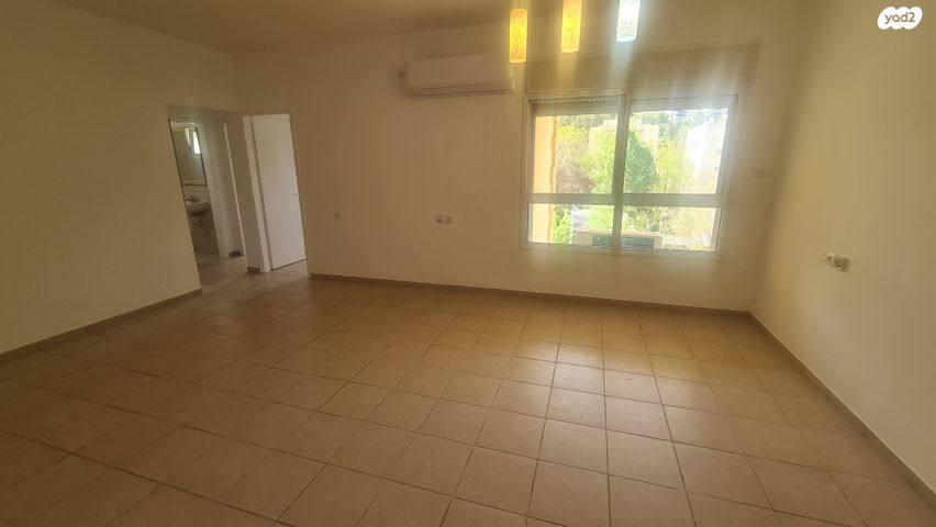 דירה, נחל הצבי, קרית רבין, מגדל העמק