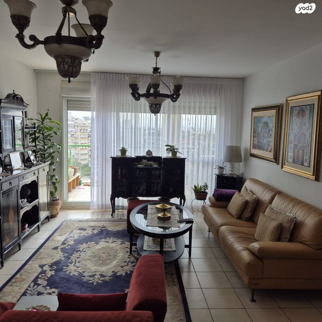 דירה, משה דיין, נווה סביון, אור יהודה