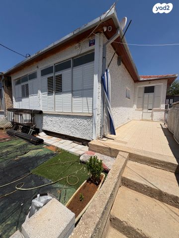 שיכוני המזרח