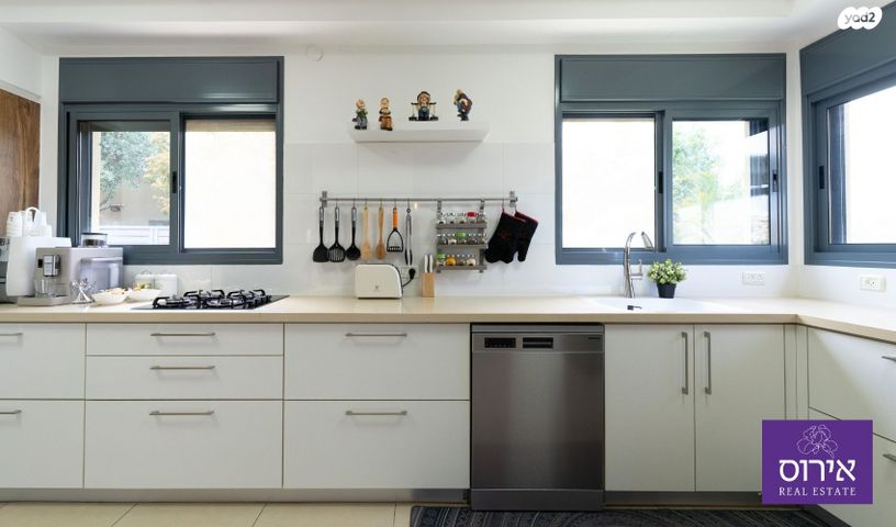 בית פרטי/ קוטג', מעלה השמורה, כפר ורדים