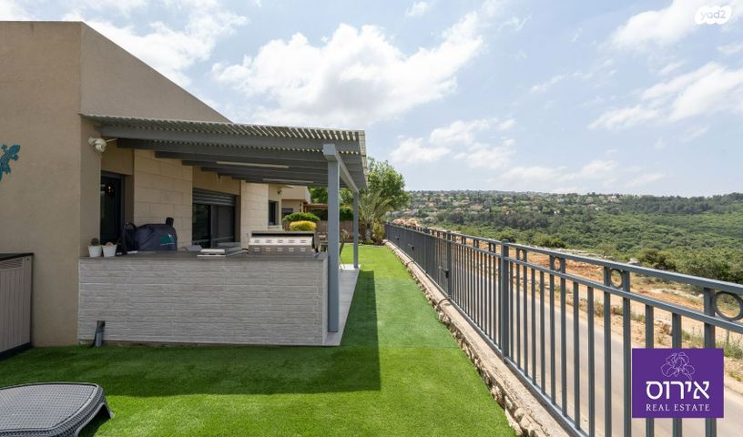 בית פרטי/ קוטג', מעלה השמורה, כפר ורדים