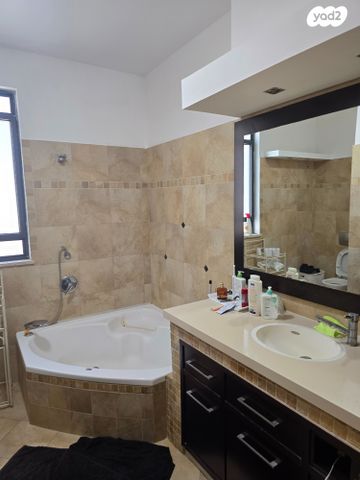 בית פרטי/ קוטג', שיבולים