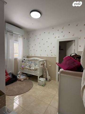 גג/ פנטהאוז, הבעש"ט, נאות רחל, חולון