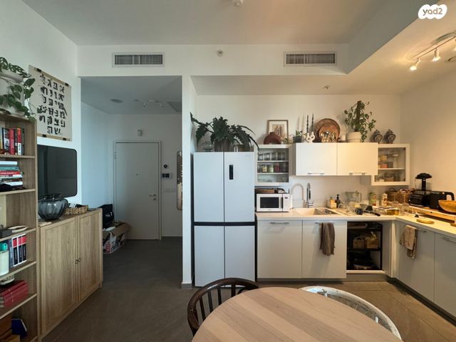 דירה, ליאונרדו דה וינצ'י, גני שרונה, קרית הממשלה, תל אביב יפו