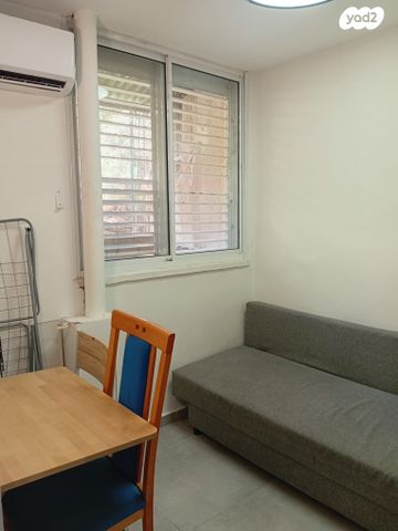 יחידת דיור, חטיבת כרמלי 42, נווה פז, חיפה