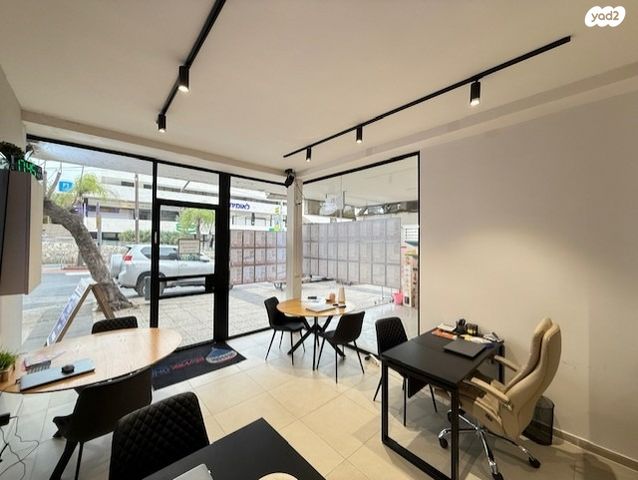 חנויות/ שטח מסחרי, ויצמן, מרכז, כפר סבא