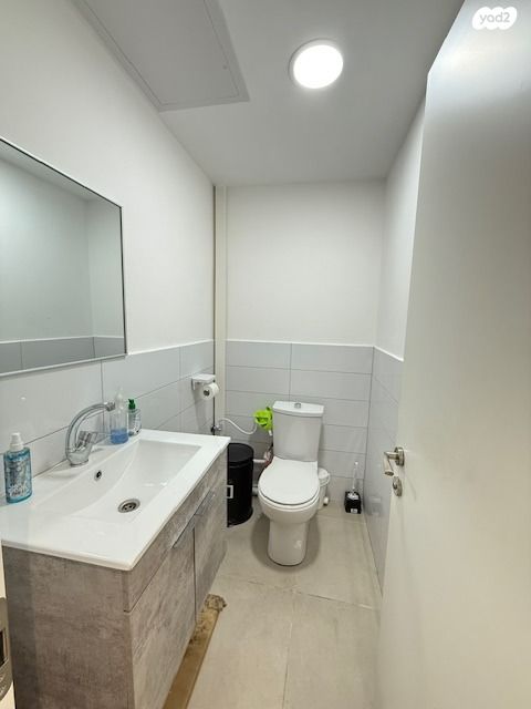 חנויות/ שטח מסחרי, ויצמן, מרכז, כפר סבא