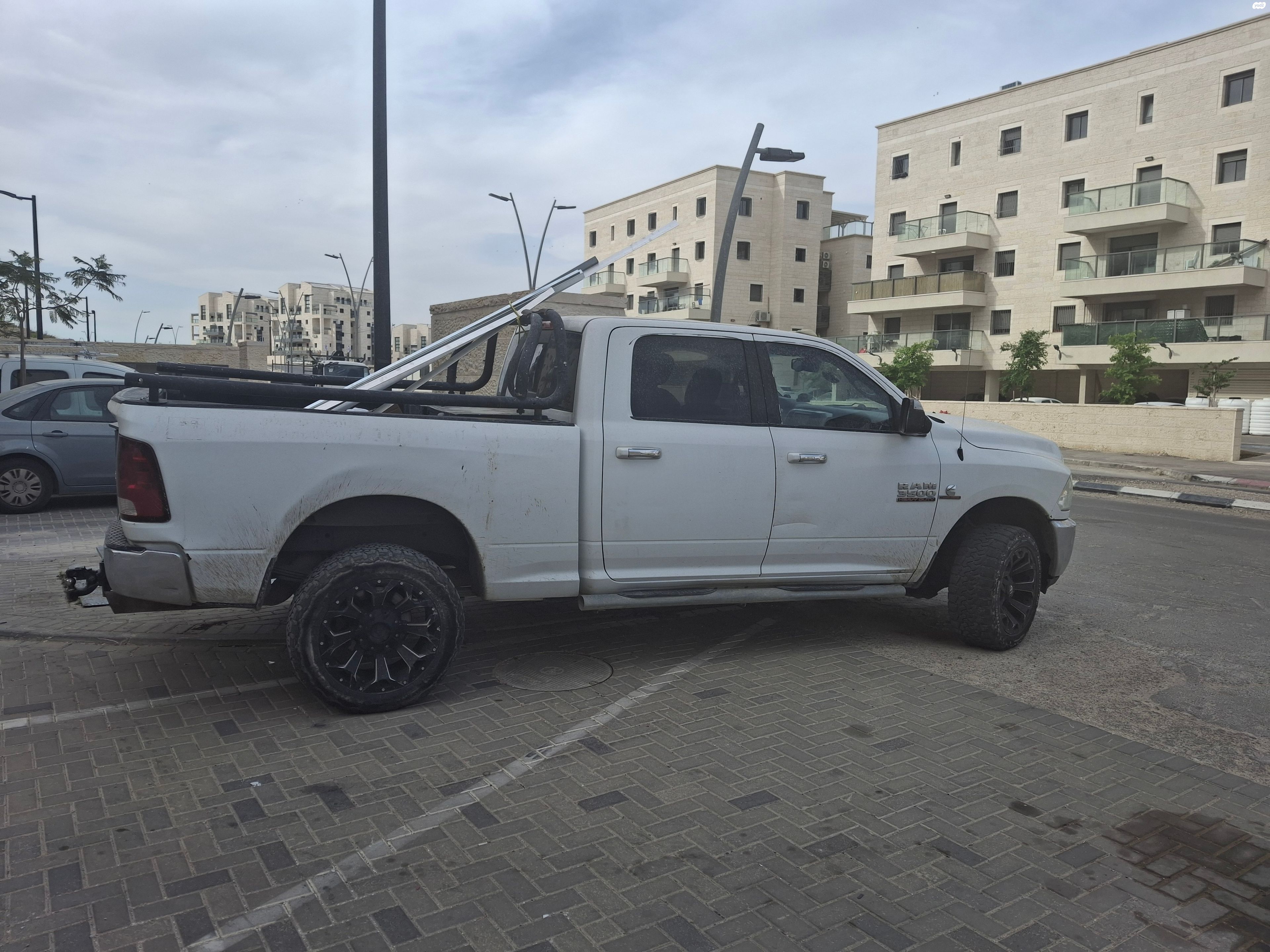 מודעת רכב ראם 3500