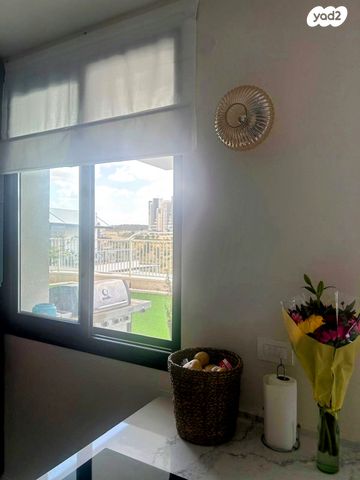 דירת גן, גולדה מאיר 23, מורשת, מודיעין מכבים רעות