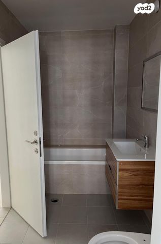 דירה, נופי בן שמן, לוד