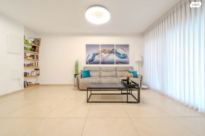 דירה, אלה 10, החורש, חריש